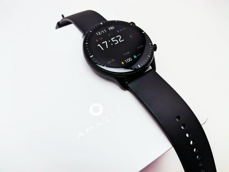Top Features to Look for in Your Next Smart Watch Purchase